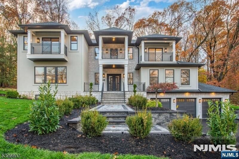 Property Photo:  24 Cliffside Drive  NJ 07039 