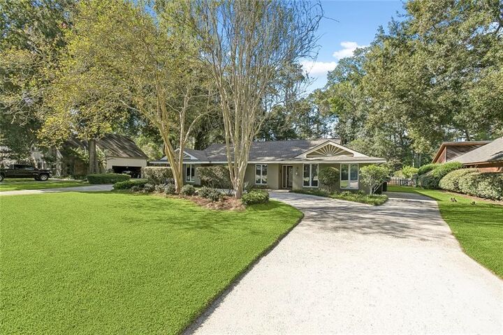 Property Photo:  689 N Beau Chene Drive  LA 70471 