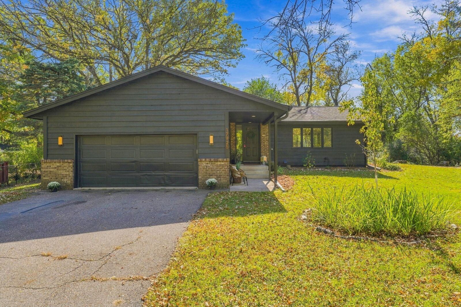 Property Photo:  17925 Covington Road  MN 55345 