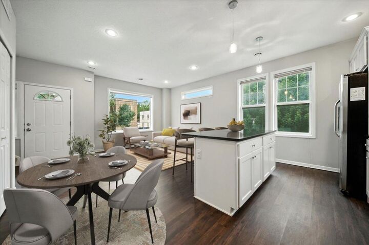 Property Photo:  600 W 32nd Street 4  MN 55408 