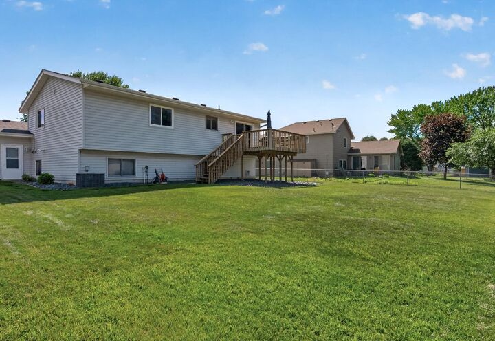 Property Photo:  3511 W Mineral Pond Boulevard  MN 55303 