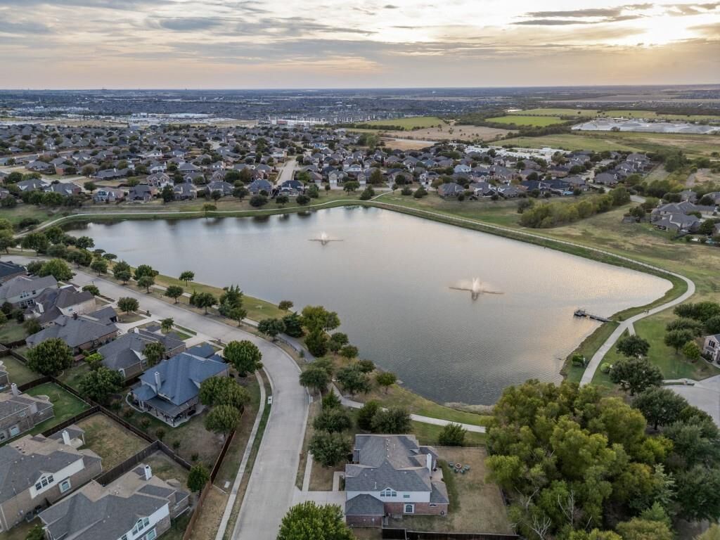 Property Photo: 2603 Stallions Lane TX 75009