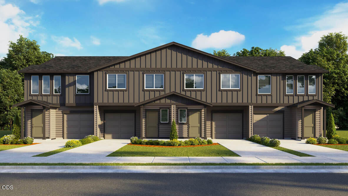 Property Photo:  61016 SE Buxton Loop  OR 97702 