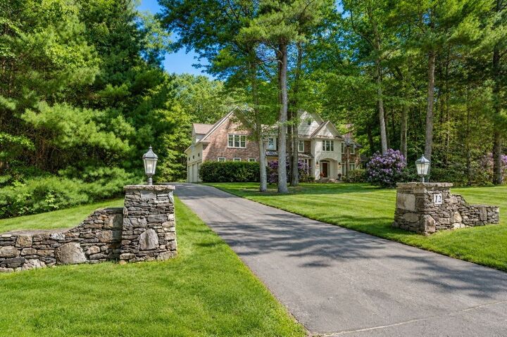 Property Photo:  12 Olde Hickory Path  MA 01581 