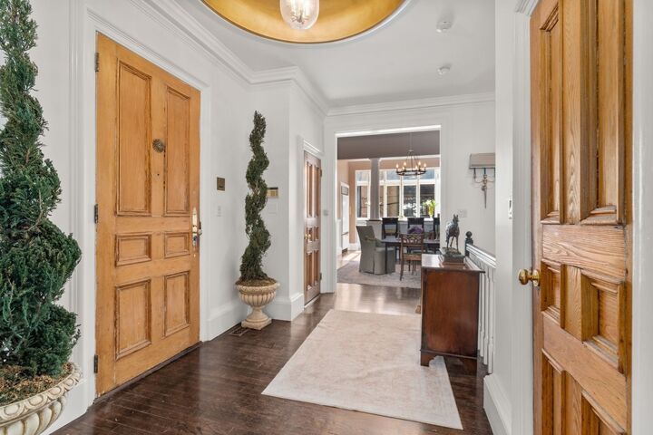 Property Photo:  12 Marlborough Street 1  MA 02116 
