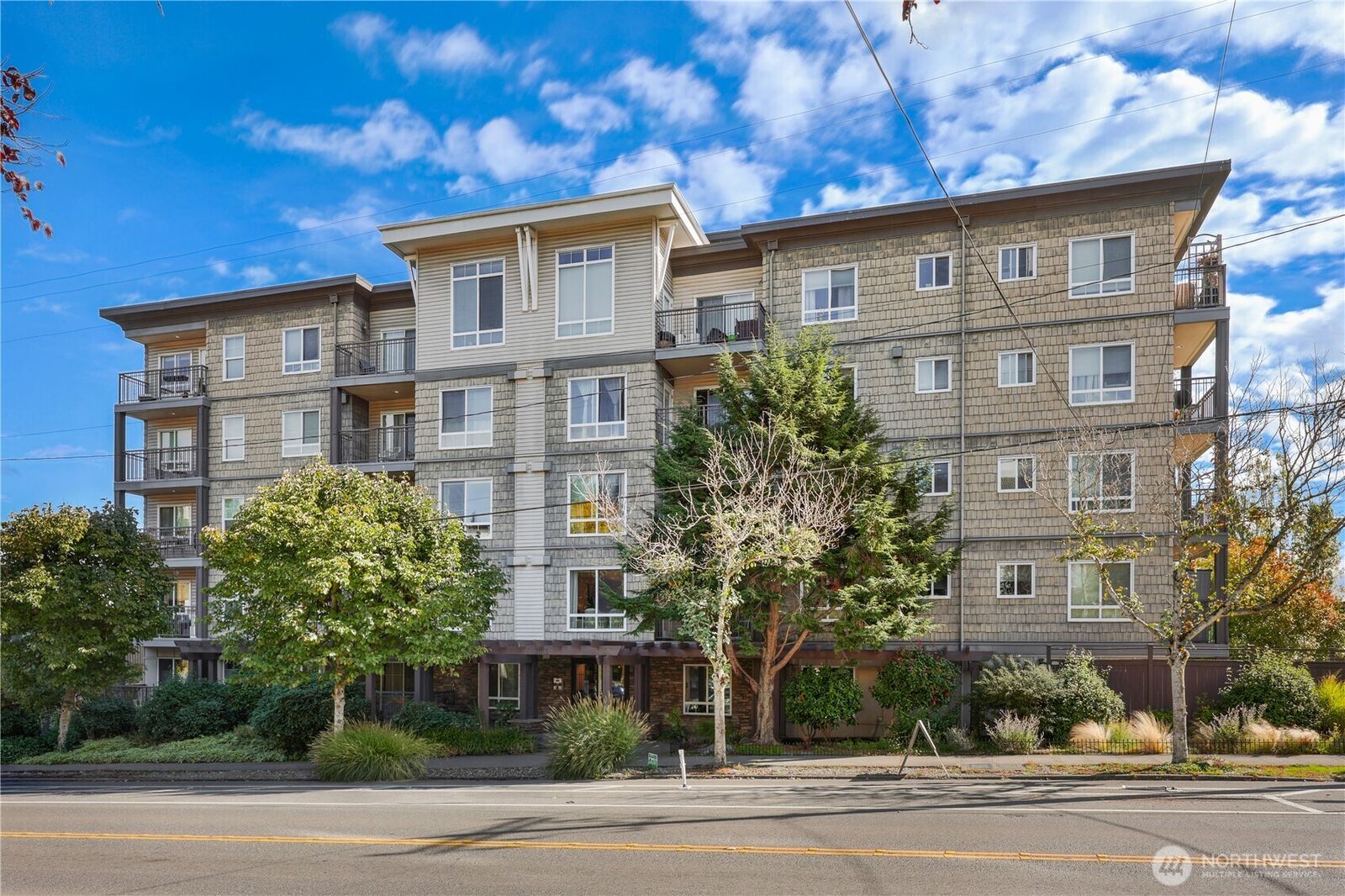 Property Photo: 3015 SW Avalon Way 204 WA 98126