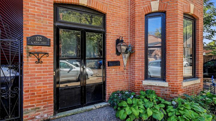 Property Photo: 122 S Bench Street IL 61036