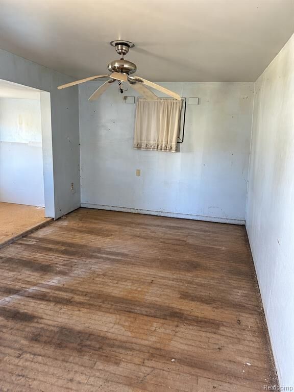 Property Photo:  1177 N Cornell Avenue  MI 48505 