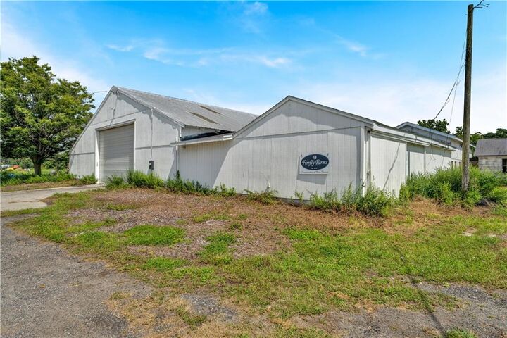 Property Photo:  118 Wintechog Hill Road  CT 06359 