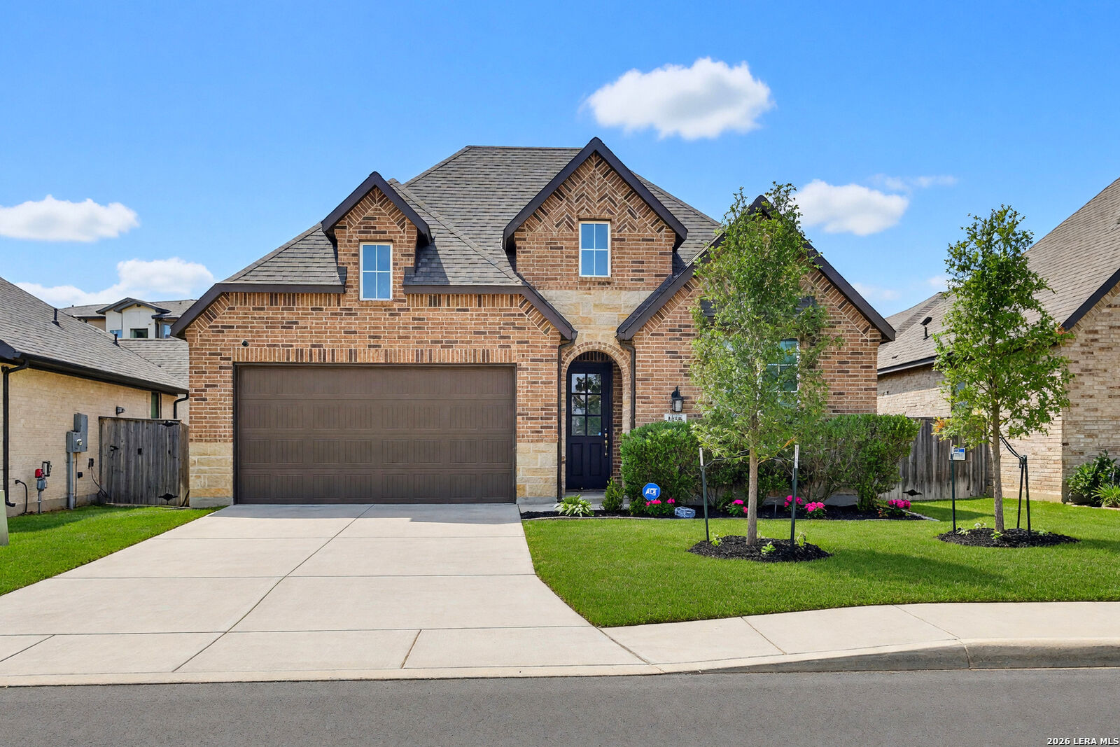 Property Photo: 10131 Mitra Way TX 78224