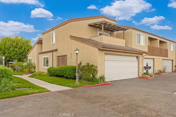 Property Photo:  13951 Nadia Way 5  CA 92843 