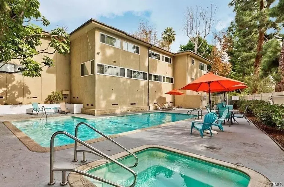 Property Photo: 11138 Aqua Vista 9 CA 91602