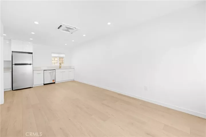Property Photo:  287 N Florence  CA 91505 