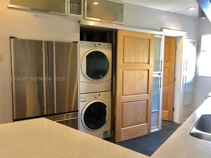 Property Photo:  1925 Washington Ave 27  FL 33139 