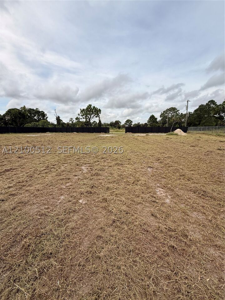 Property Photo: 386 S Kennel St FL 33440