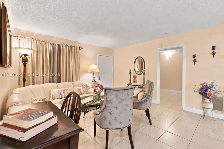 Property Photo:  8760 SW 133rd Ave Rd 114  FL 33183 