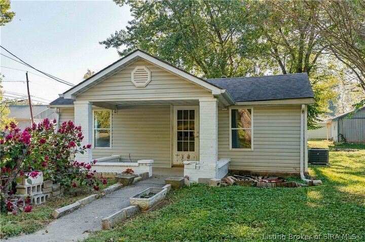 Property Photo:  216 N 3rd Street  IN 47130 