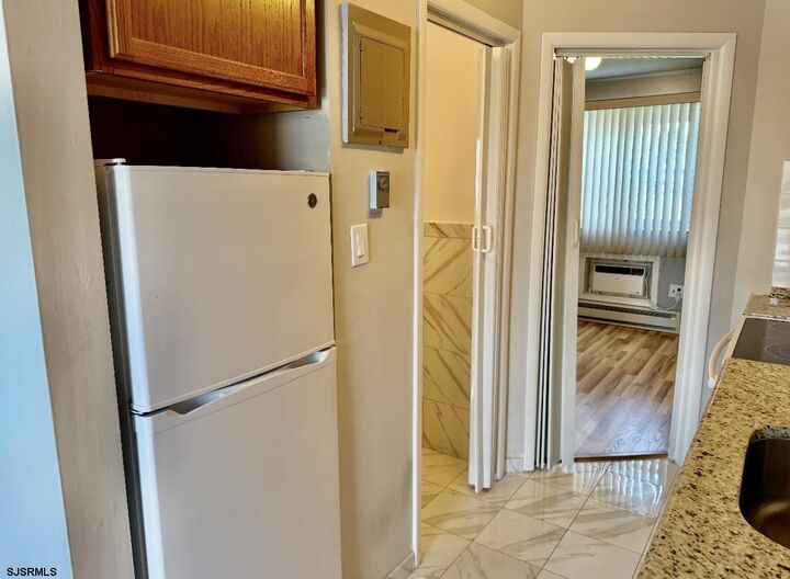 Property Photo:  9600 Amherst Ave 3  NJ 08402 