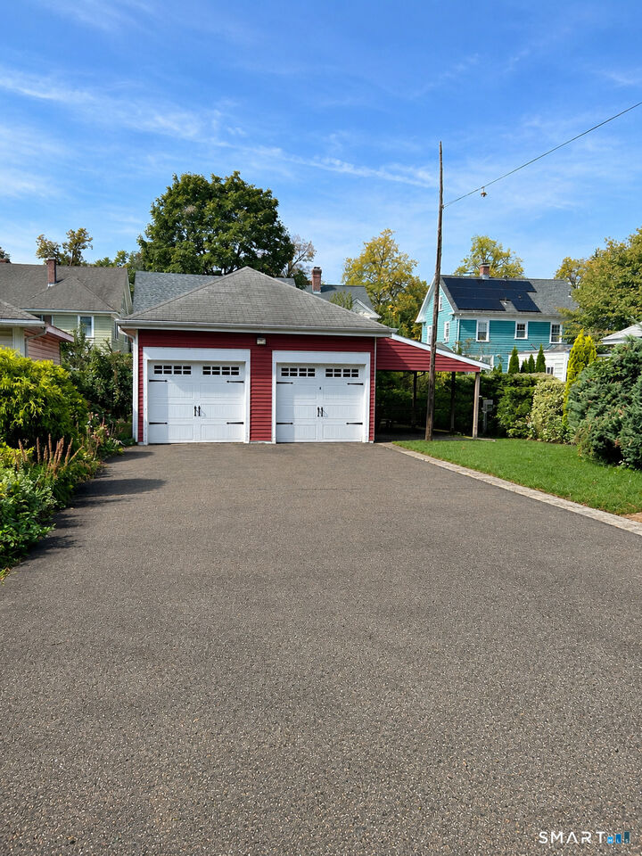 Property Photo:  428 Central Avenue  CT 06515 