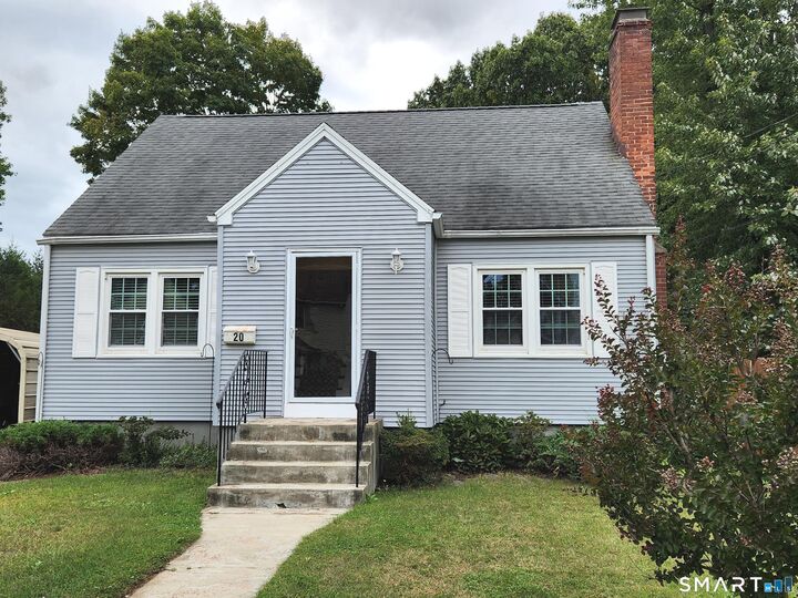 Property Photo:  20 Victoria Road  CT 06040 