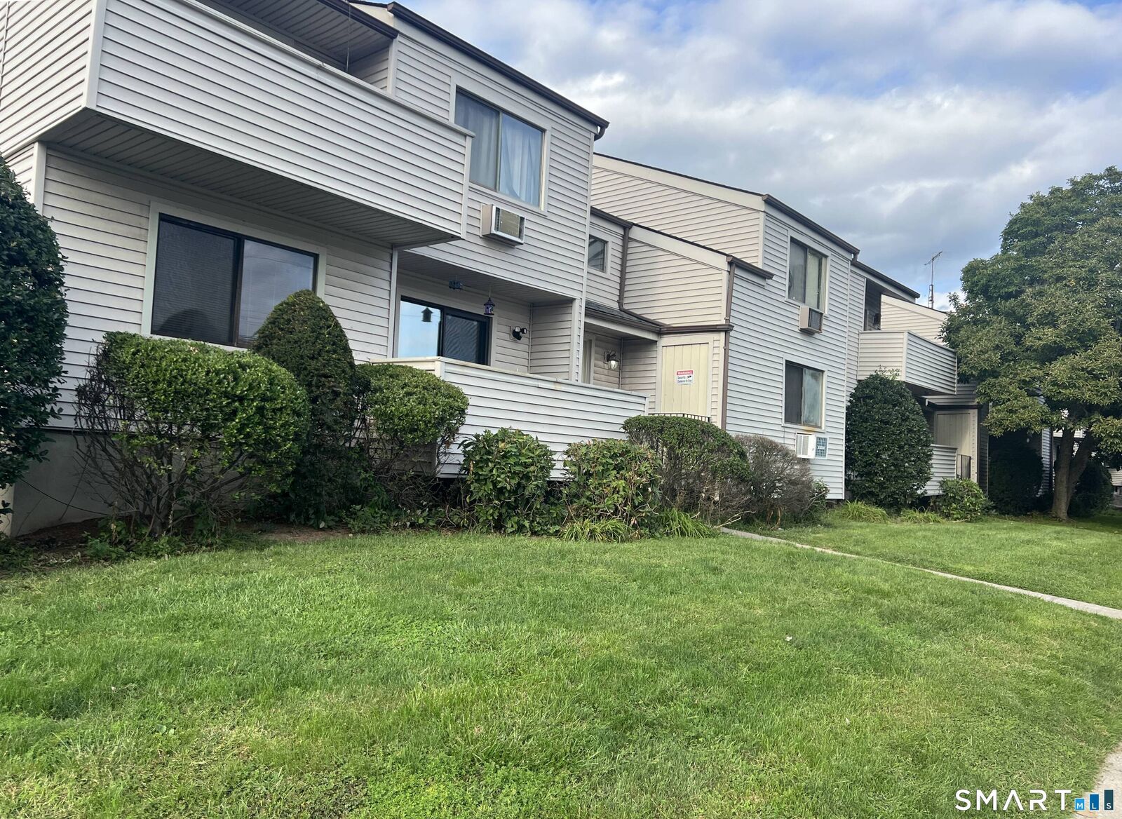 Property Photo:  252 Harlem Avenue A2  CT 06606 