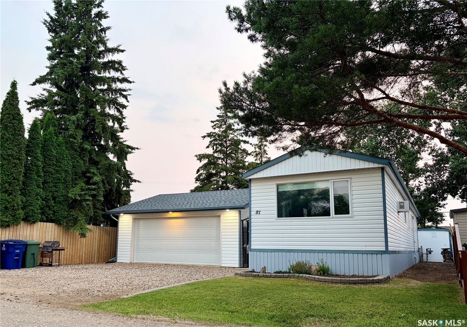 Property Photo:  81 Osler Street  SK S0K 3A0 