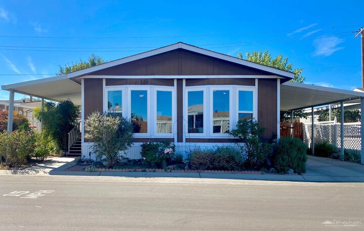 Property Photo: 600 Dennison Road 10 CA 93561