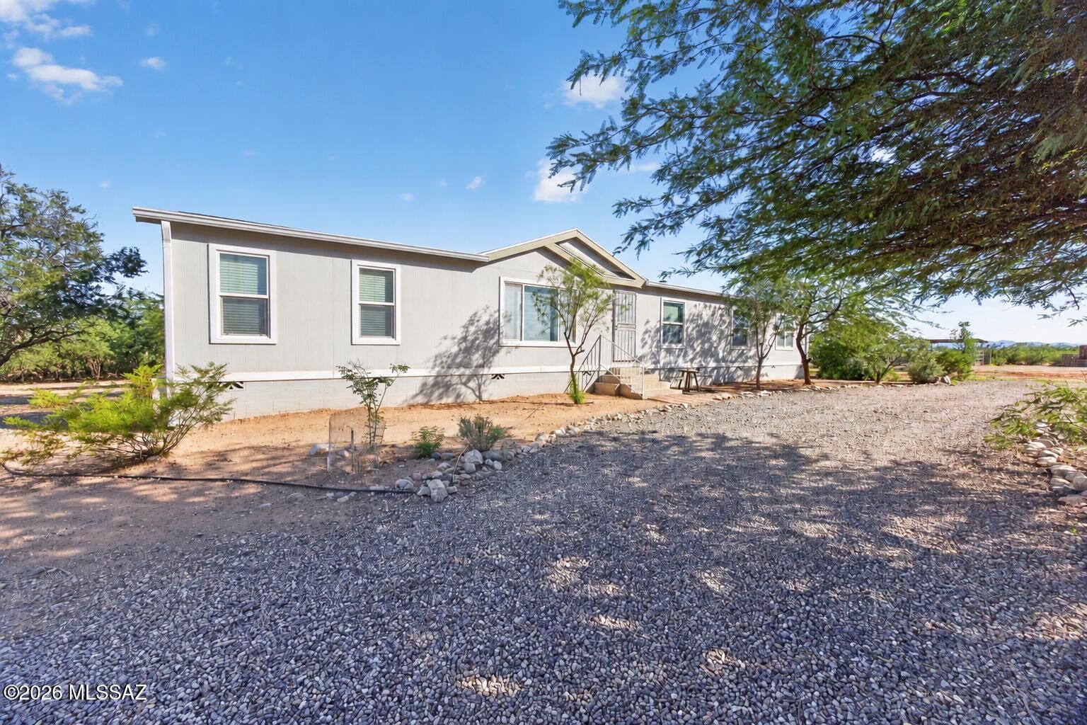 Property Photo: 18123 W Lickskillet Lane AZ 85653