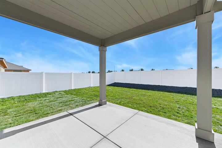 Property Photo:  5816 Redtail Dr  WA 99301 