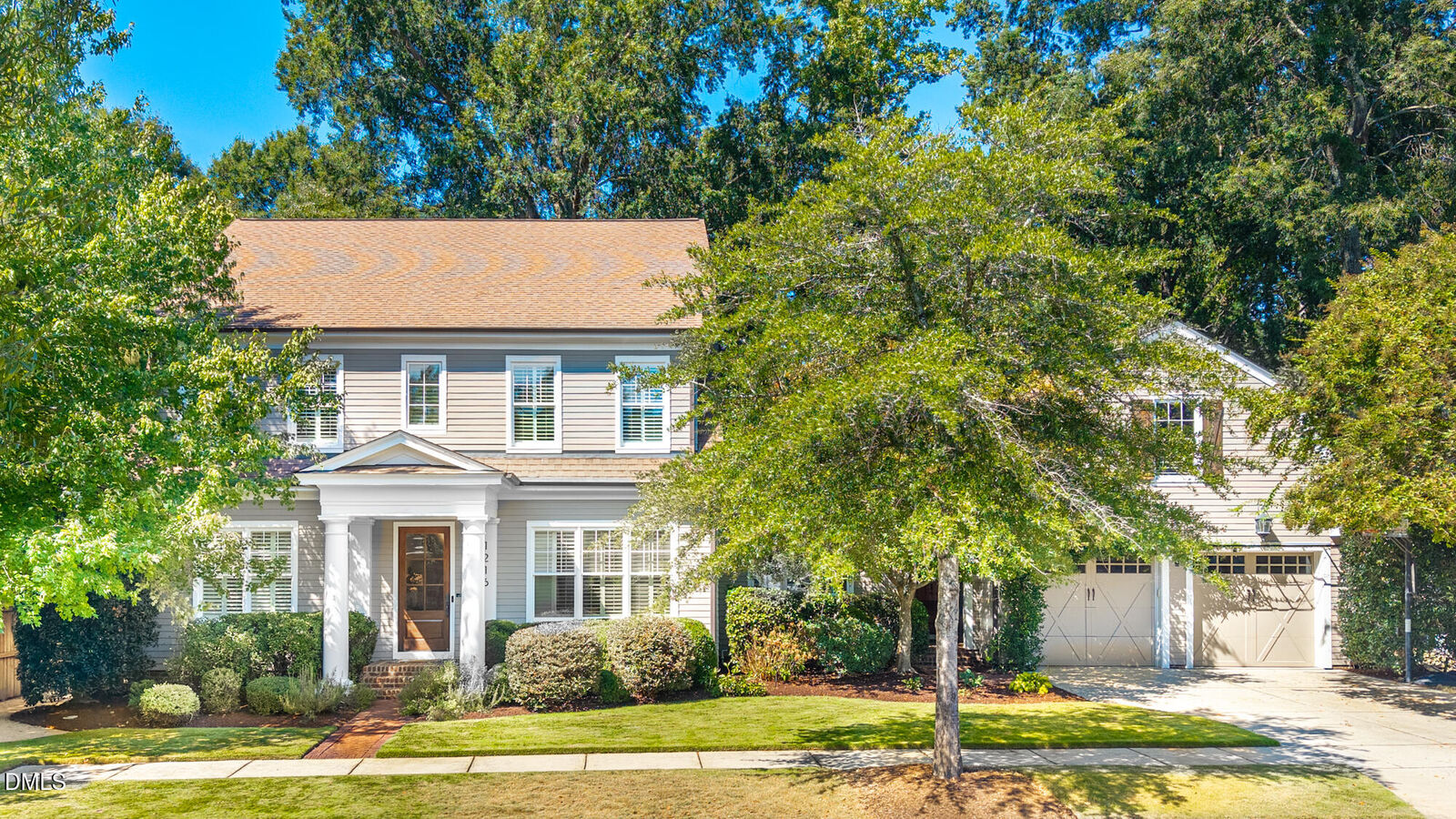 Property Photo: 1216 Pinehurst Drive NC 27517
