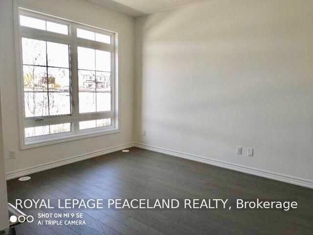 Property Photo:  19 Frank Charlton Avenue  ON L3R 2E1 