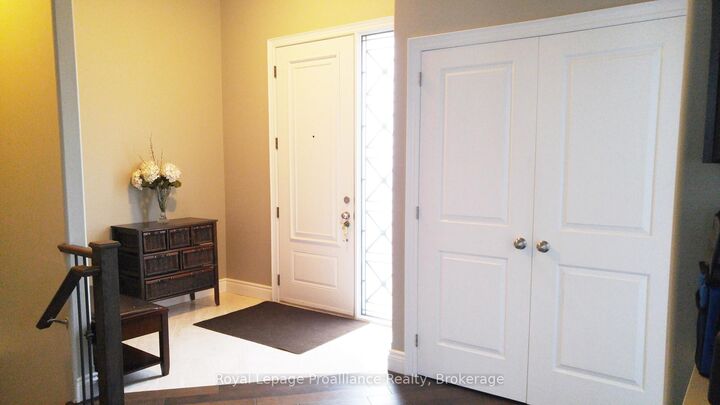 Property Photo:  10 Lockside Drive  ON K9J 8T1 