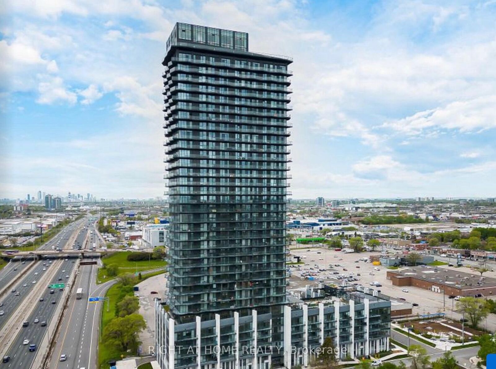 Property Photo:  36 Zorra Street 328  ON M8Z 0G5 