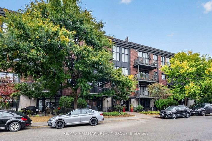 Property Photo:  457 McLeod Street 210  ON K1R 5P5 