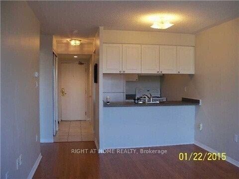 Property Photo:  887 Bay Street 1509  ON M5S 3K4 