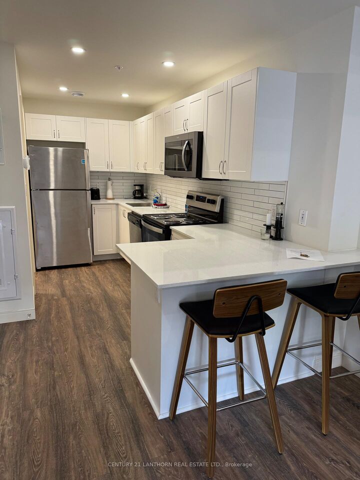 Property Photo:  135 Station Street 129  ON K8N 2S9 