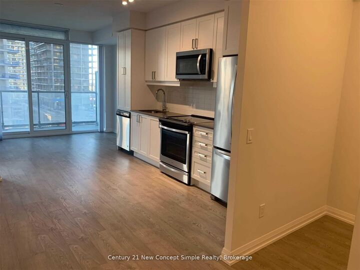 Property Photo:  7895 Jane Street 1208  ON L4K 2M7 