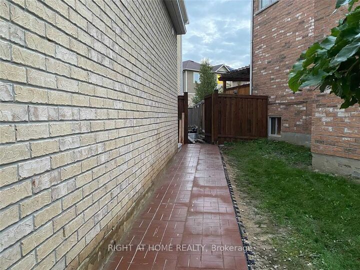Property Photo:  608 Wettlaufer (Bsmnt) Terrace  ON L9T 8N1 