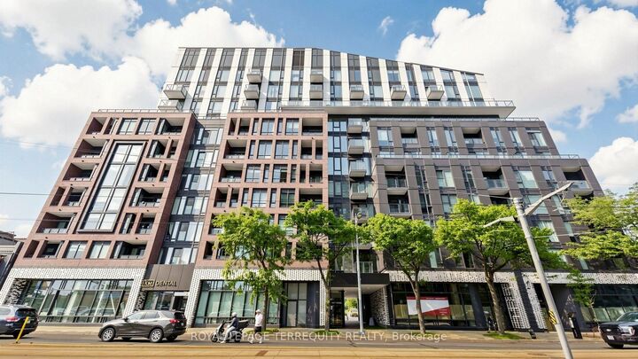 Property Photo:  1808 St Clair Avenue W 417  ON M6N 0C1 