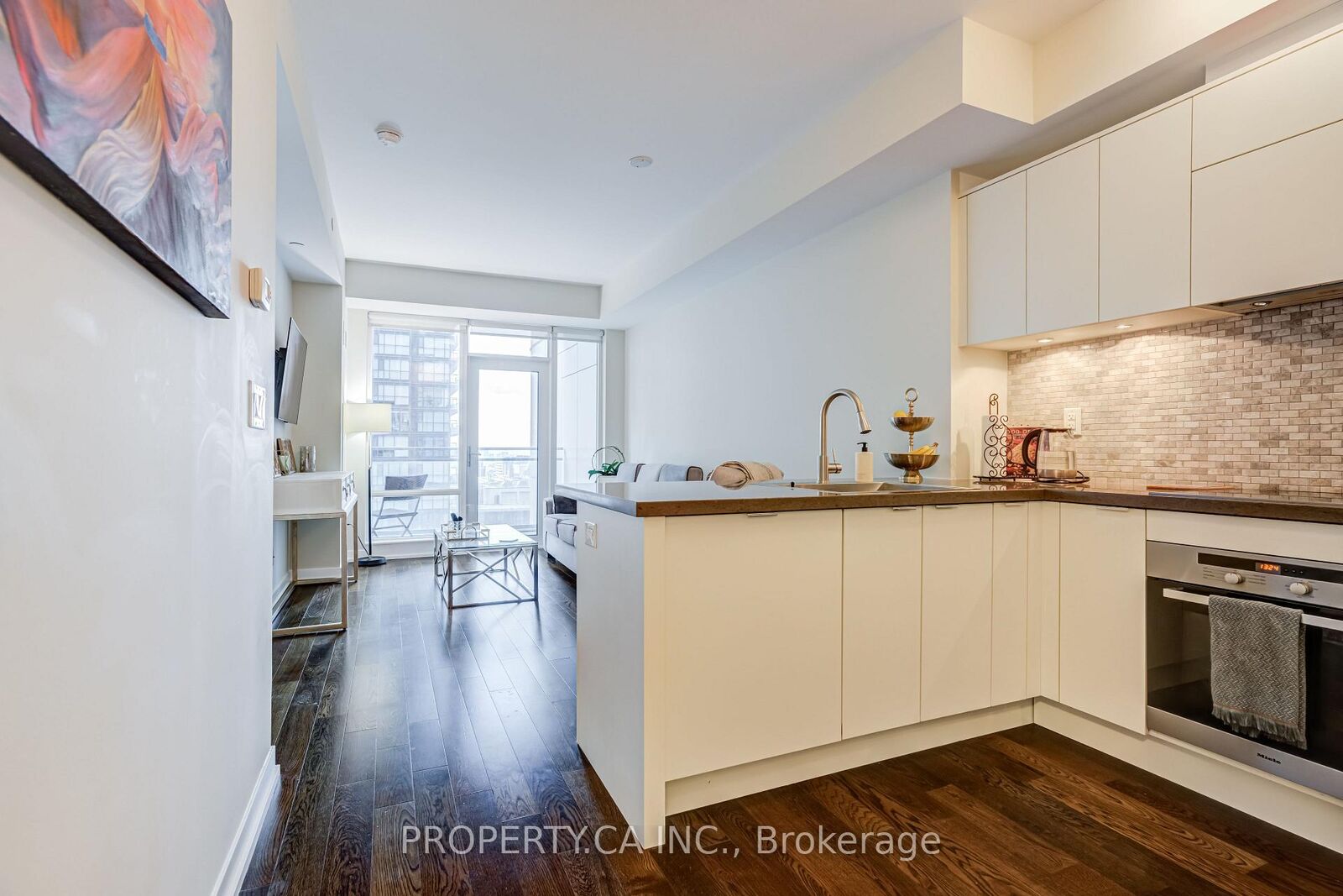 Photo de la propriété:  21 Widmer Street 1801  ON M5V 0B8 