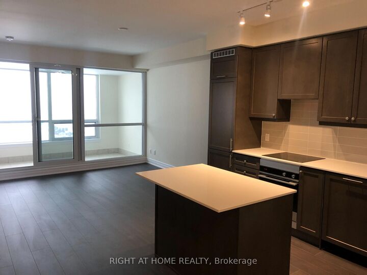 Property Photo:  9075 Jane Street 2005  ON L4K 0L7 