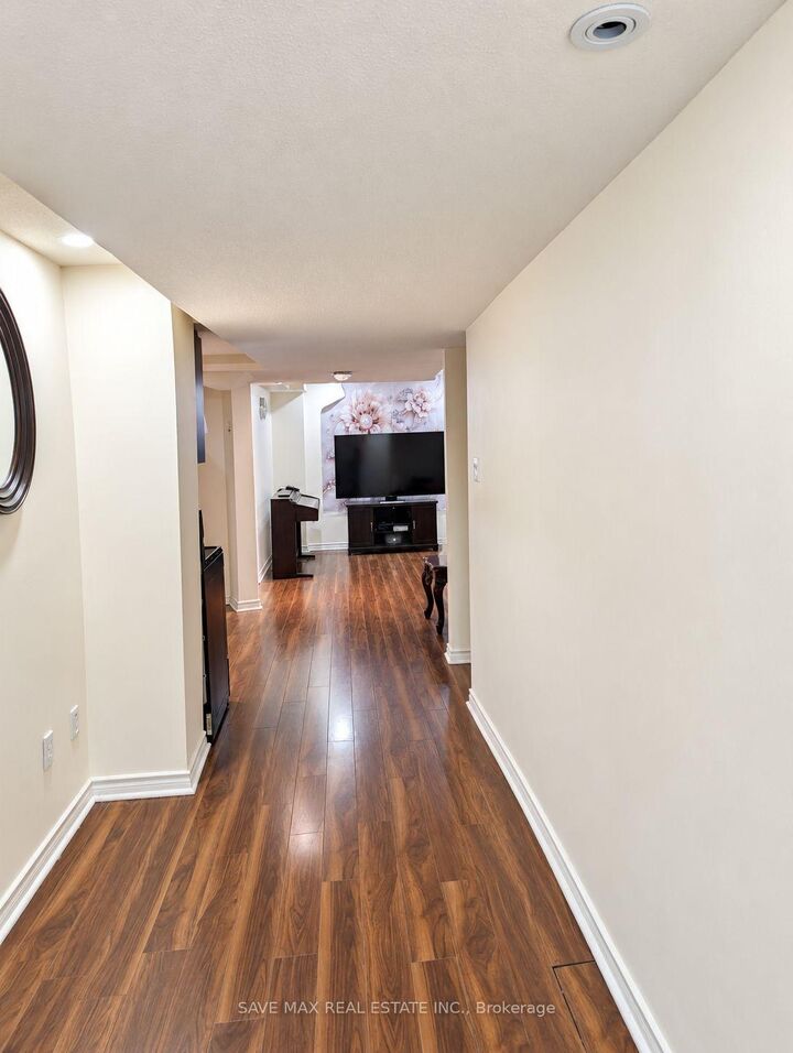 Property Photo:  18 Salonica Road Bsmt  ON L7A 3K9 
