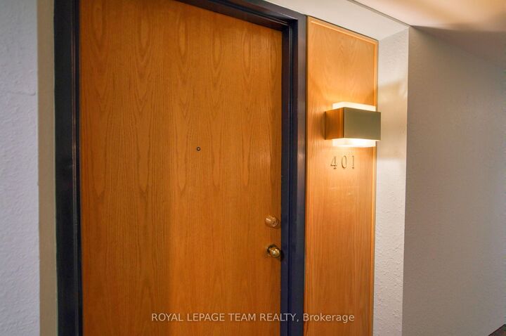 Property Photo:  960 Teron Road 401  ON K2K 2B6 