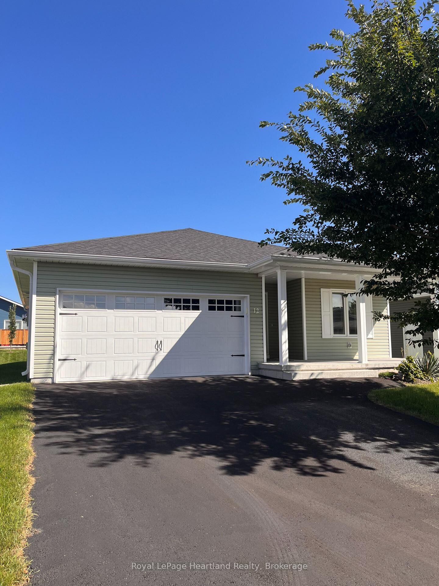 Property Photo:  12 Sweetwater Drive S  ON N7A 0B9 
