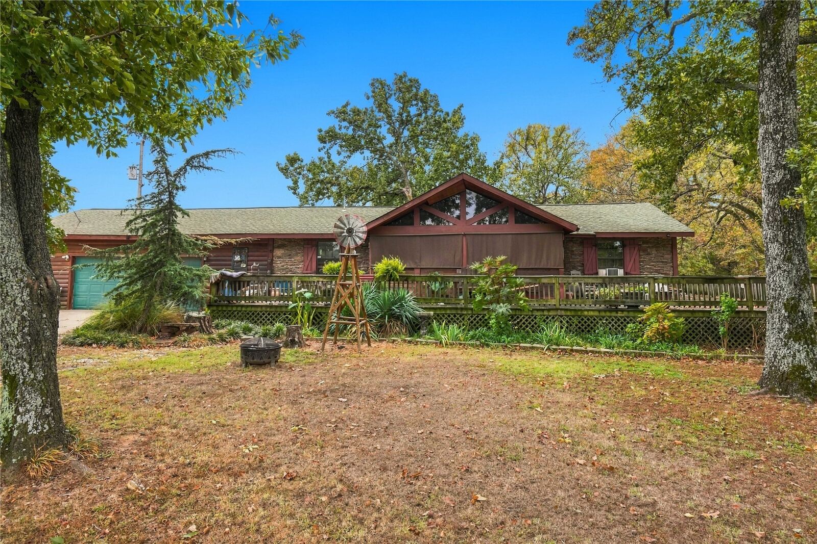 Property Photo:  447098 E 1000 Road  OK 74435 
