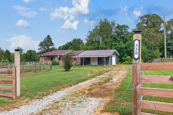 Property Photo:  330 Finley Road  TN 38571 