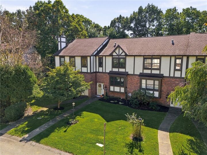 Property Photo:  4562 Bucktail Drive  PA 15101 