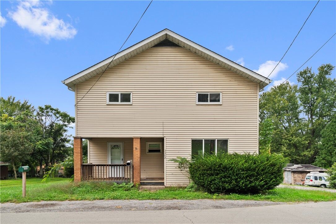 Property Photo:  3302 N 31st Ave  PA 15066 