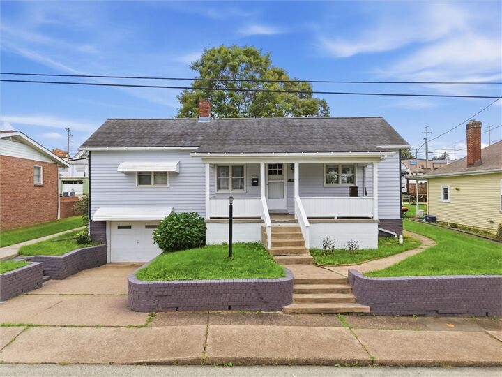 Property Photo:  814 Graham St  PA 15012 