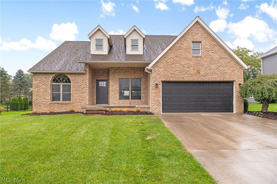 Property Photo: 2427 Queensbury Road OH 44601